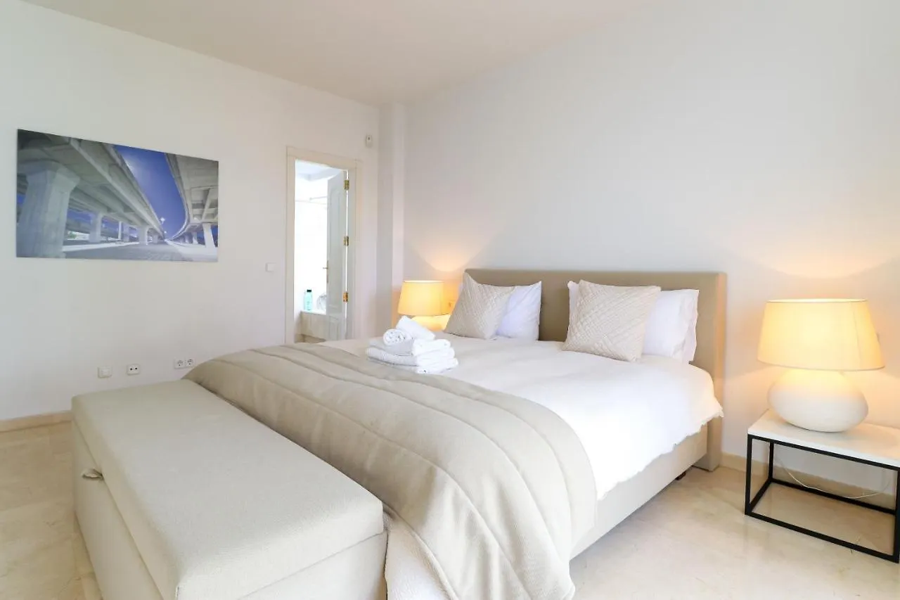 מארבלה Family Apartment With Garden- Los Monteros Palm Beach