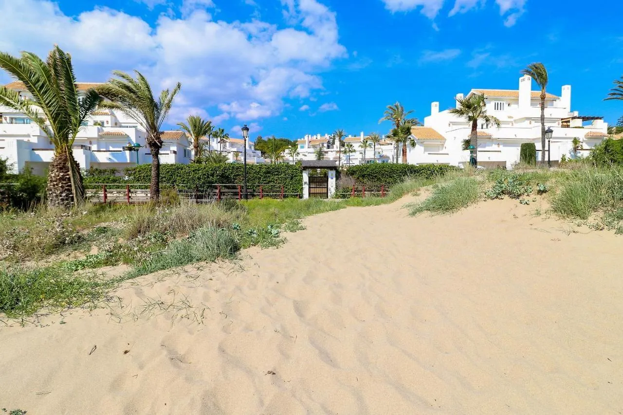 מארבלה Family Apartment With Garden- Los Monteros Palm Beach